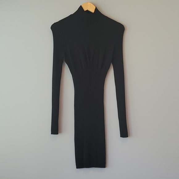 Moda International Dresses & Skirts - Moda International Black Long Sleeve Bodycon Dress
